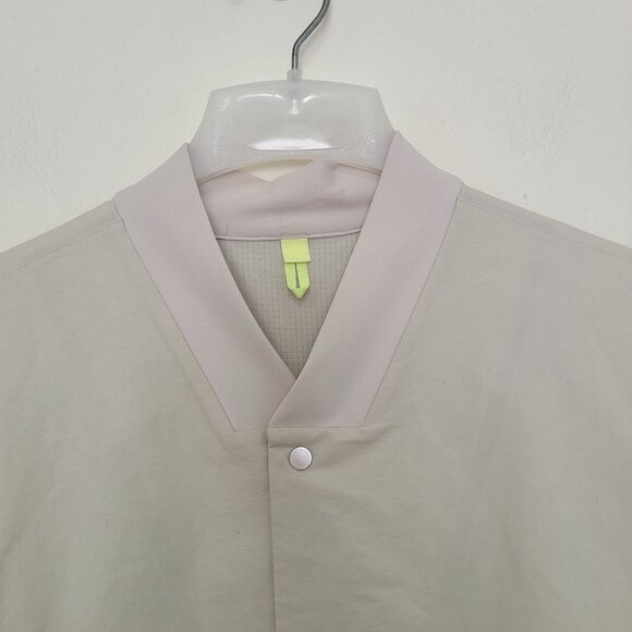 Lululemon Men’s Lab Cargo Jacket in Muslin Size XL - Picture 5 of 11